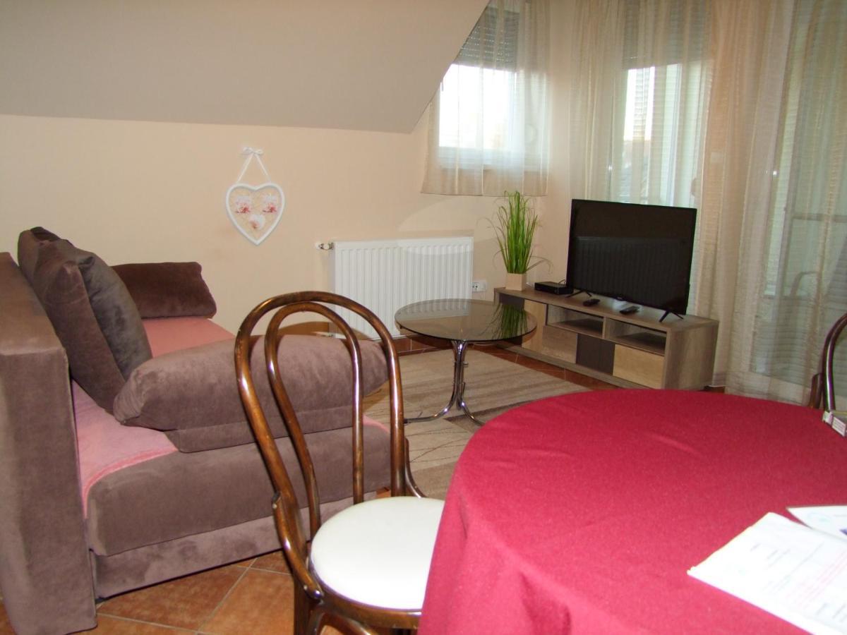 Greta Apartman Hajduszoboszlo Exterior foto