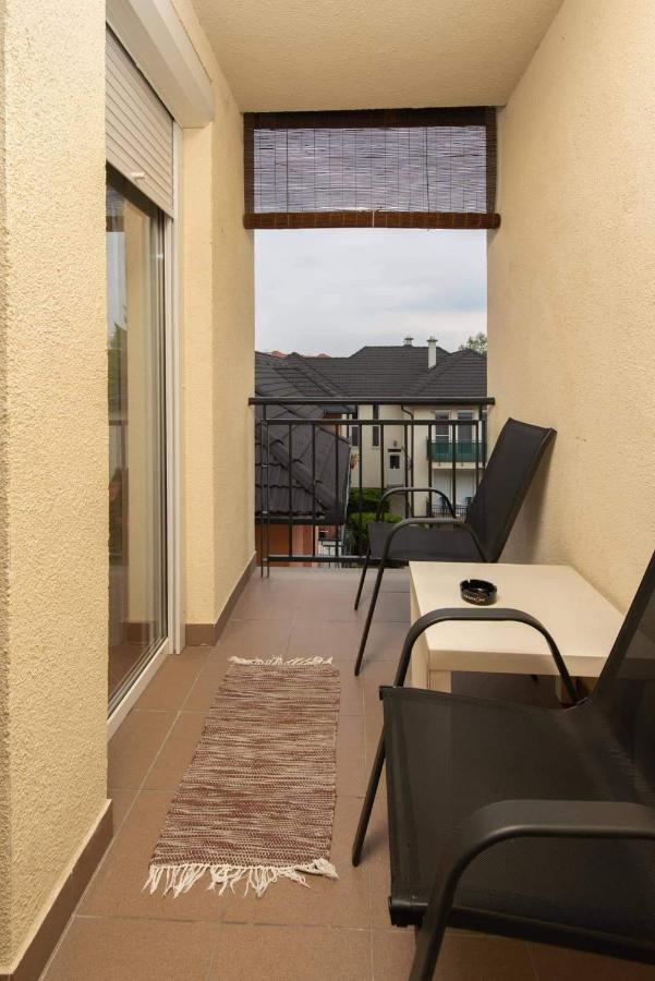 Greta Apartman Hajduszoboszlo Exterior foto